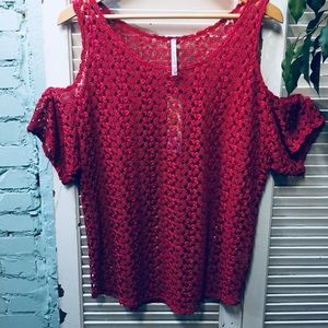 NWT Harmony Crochet Raspberry Cold Shoulder Blouse